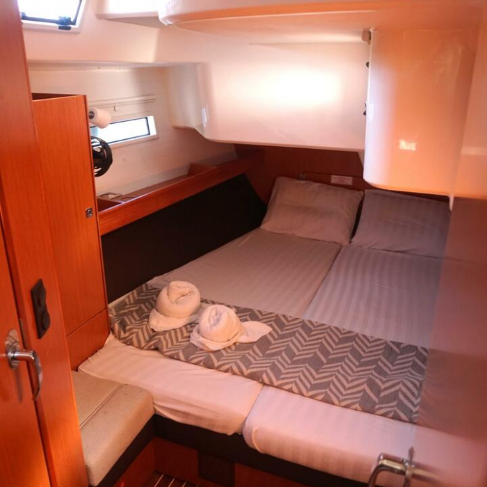 Lina | Bavaria cruiser 51 photo 16