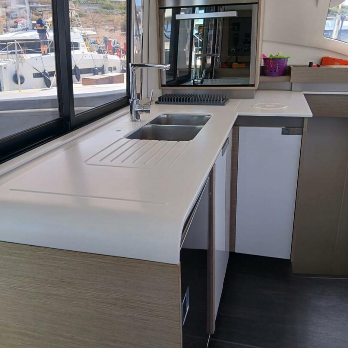 Kon-tiki | Fountain Pajot Elba 45 photo 34