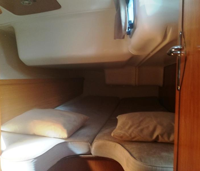 REN - TOTAL | Sun Odyssey 43 photo 2