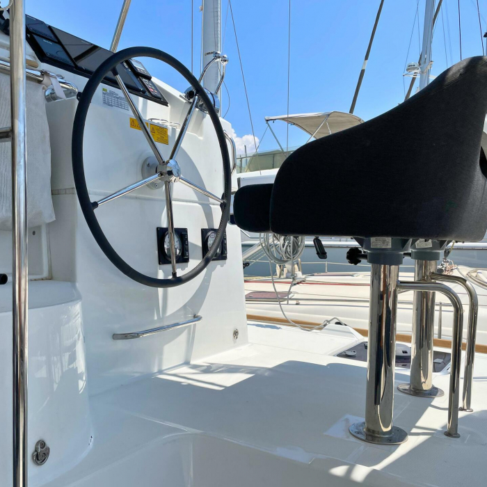 Drifter | Lagoon 40 photo 14