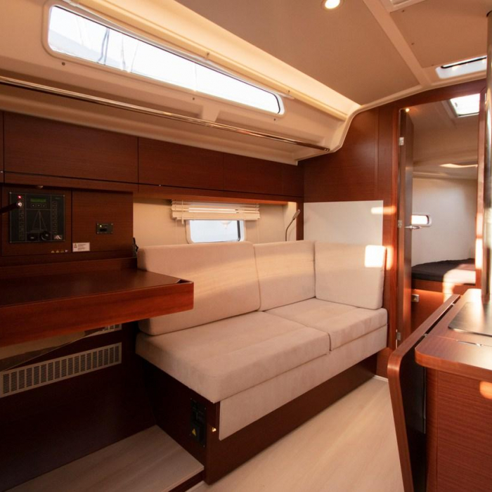 Lady Marga | Hanse 388 photo 18