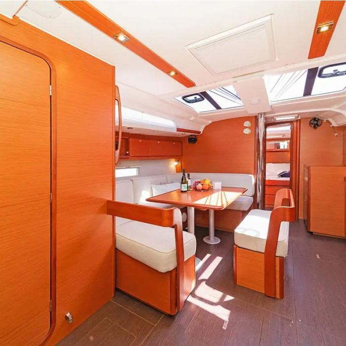 Ocean Whisper | Dufour 430 photo 8