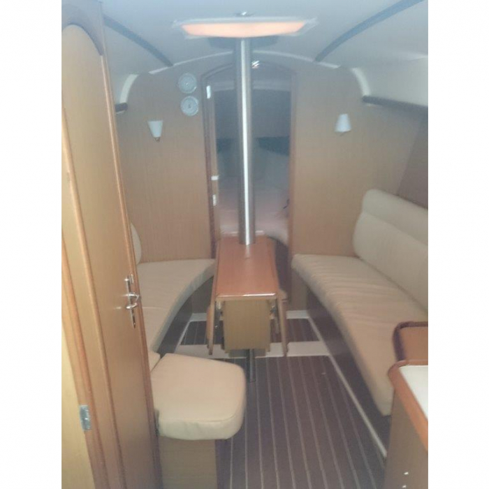 REGINA IV | Sun Odyssey 32 i photo 7