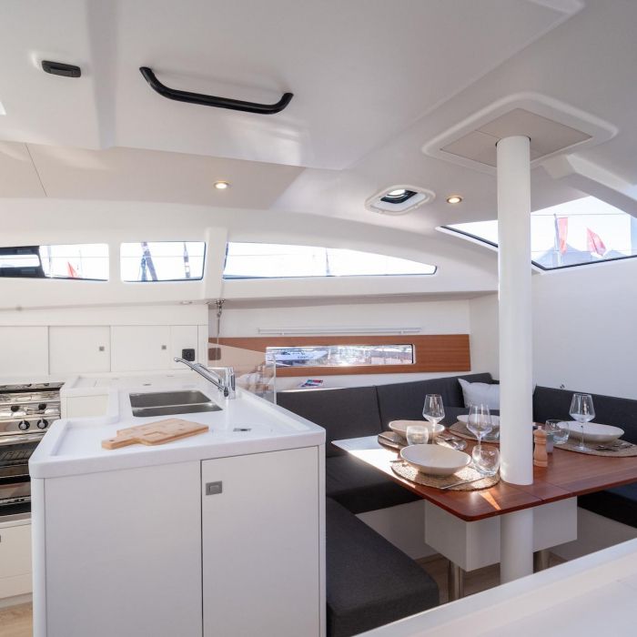 Kairos | RM 1080 photo 6