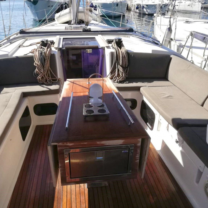 Class | Dufour 520 GL photo 1