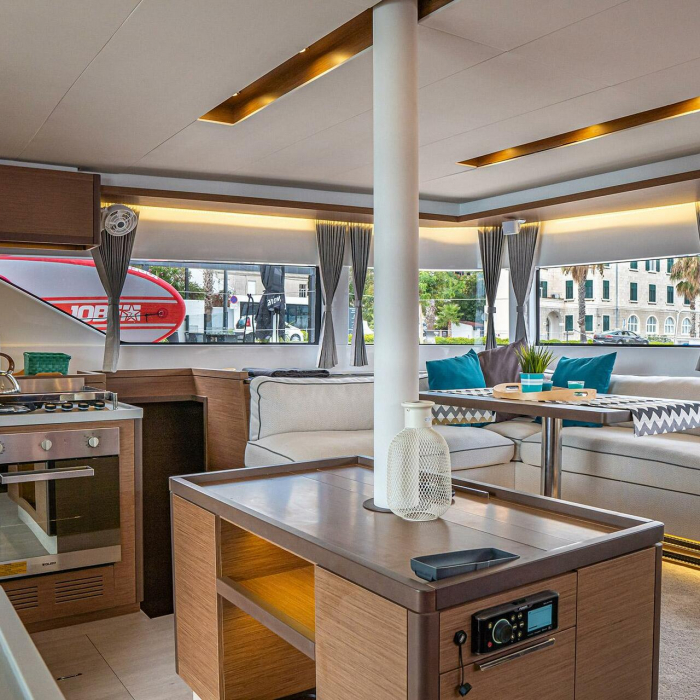 Princess Kiss | Lagoon 50 photo 8