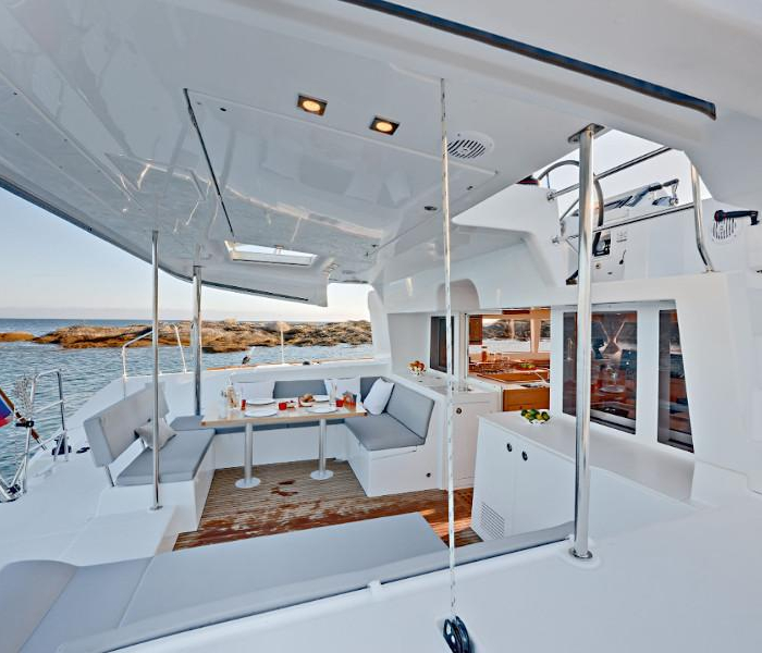 Caliente | Lagoon 450 Flybridge photo 12