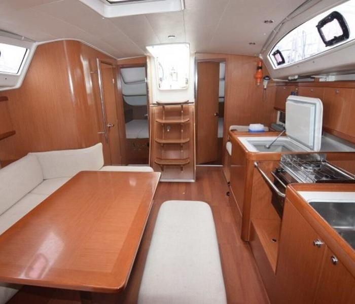 Anassa | Oceanis 40 photo 9