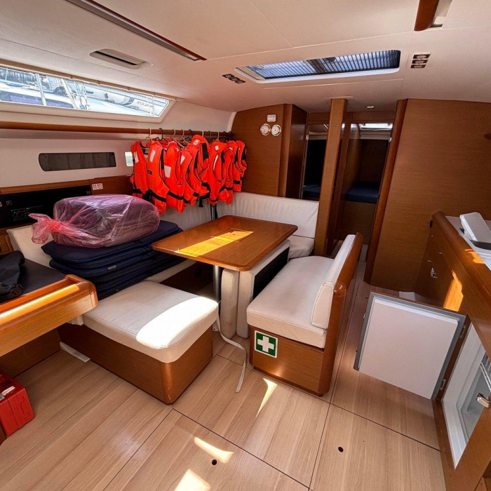 Moonlight | Sun Odyssey 479 photo 3