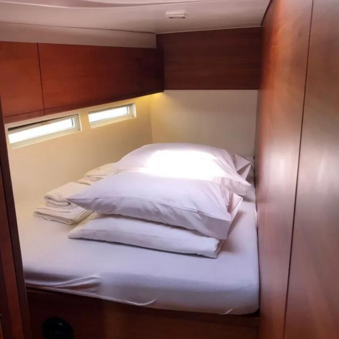 Solid White | More 55 photo 15