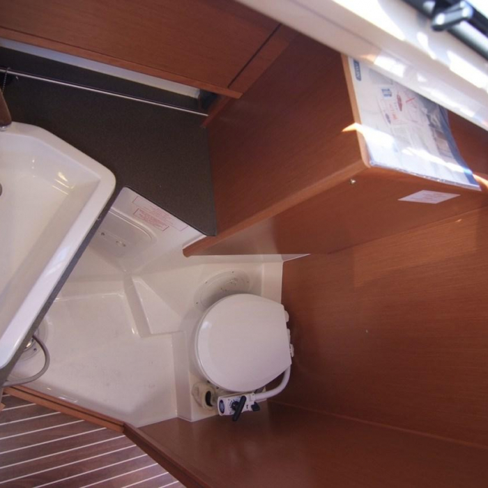 Talassa | Bavaria Cruiser 34 photo 12