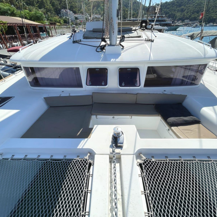 Altair | Lagoon 450 F photo 2