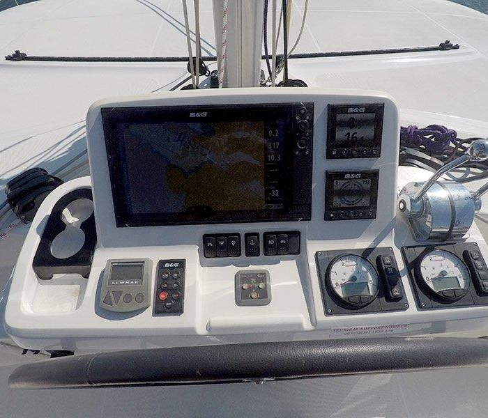 Zuzo I | Lagoon 50 photo 20