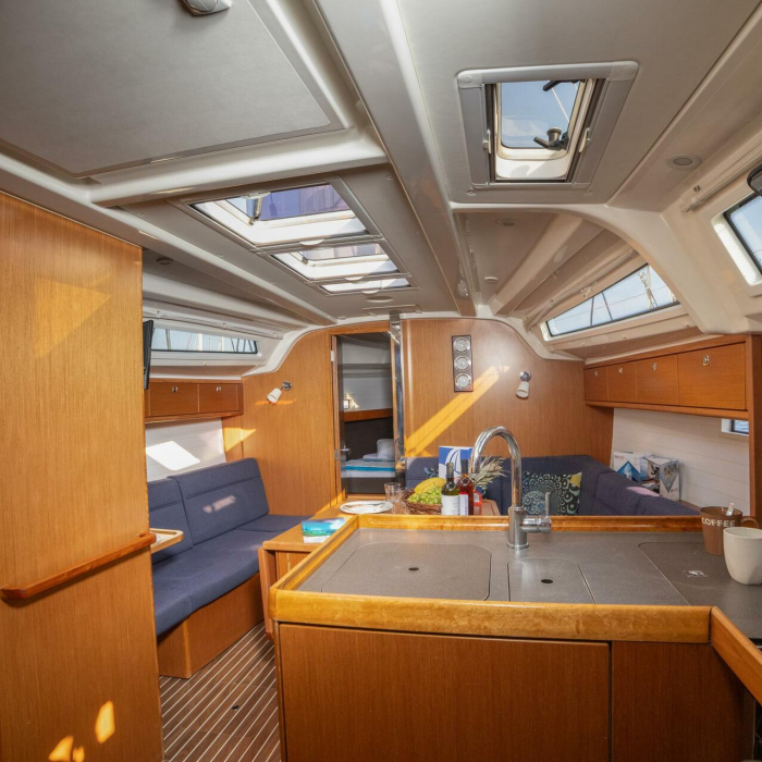 Marlo | Bavaria Cruiser 37 photo 10