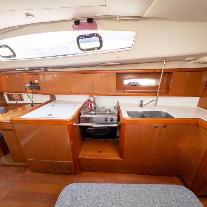 Violet | Oceanis 40 photo 20