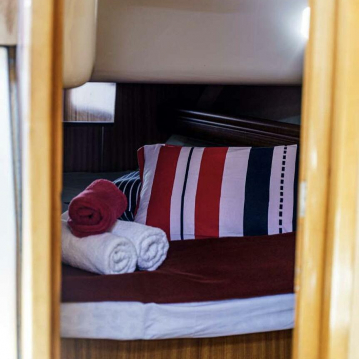 Andromeda | Dufour photo 9