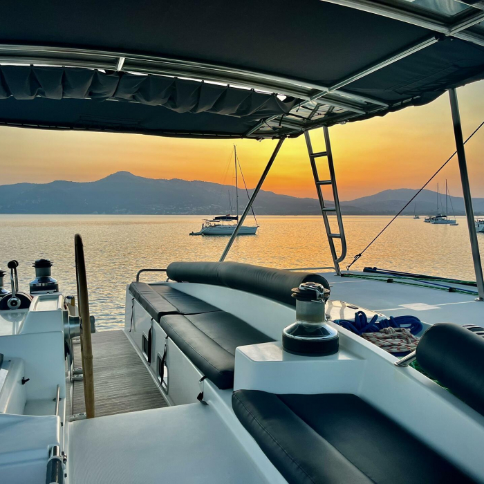 Infinity | Lagoon 500 photo 13