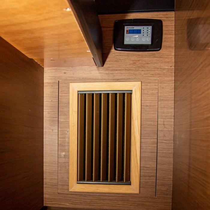 Sol Invictus VIP-equipped | Lagoon 40 photo 4