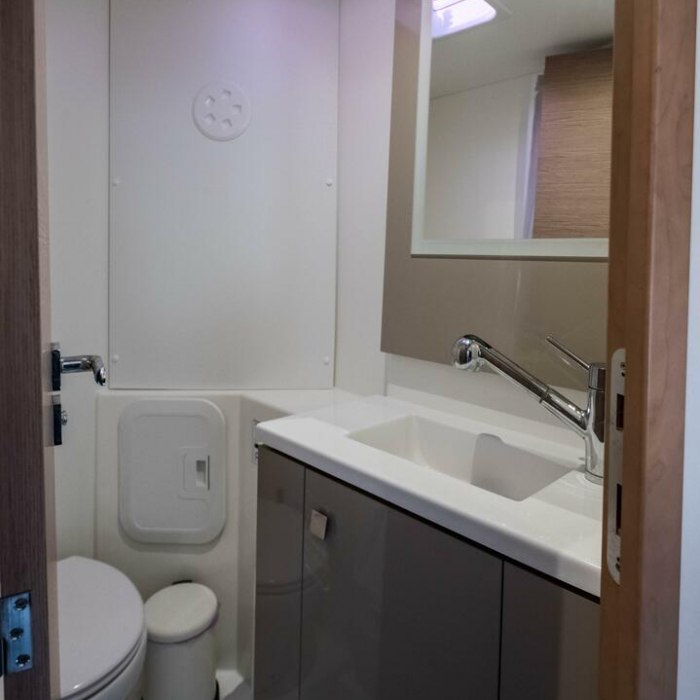 Artemis | Fountaine Pajot Isla 40 photo 88