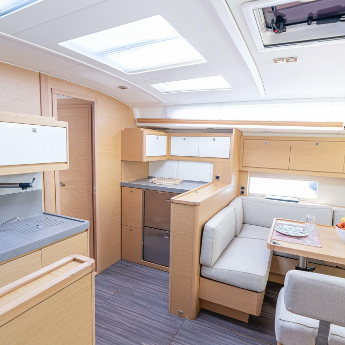 Robin | Dufour 470 photo 17