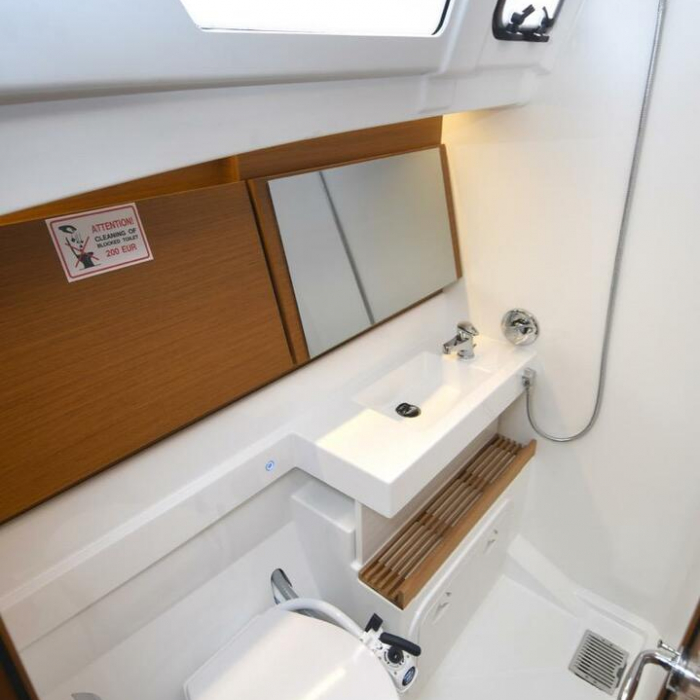 Caruso | Sun Odyssey 490 "LUXE" photo 9