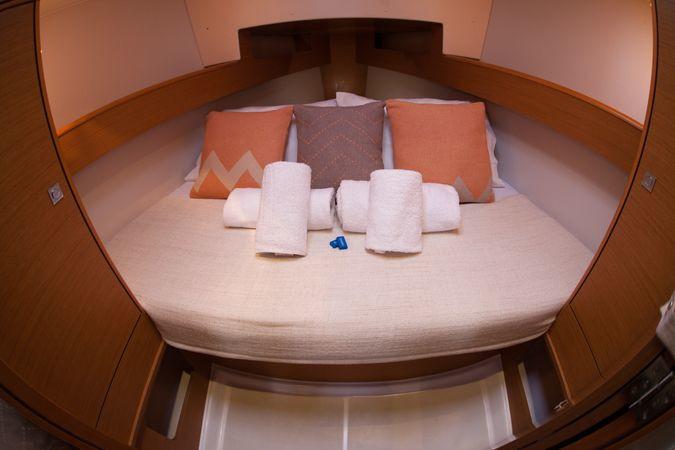 Mare Doro | Jeanneau Sun Odyssey 33i photo 9