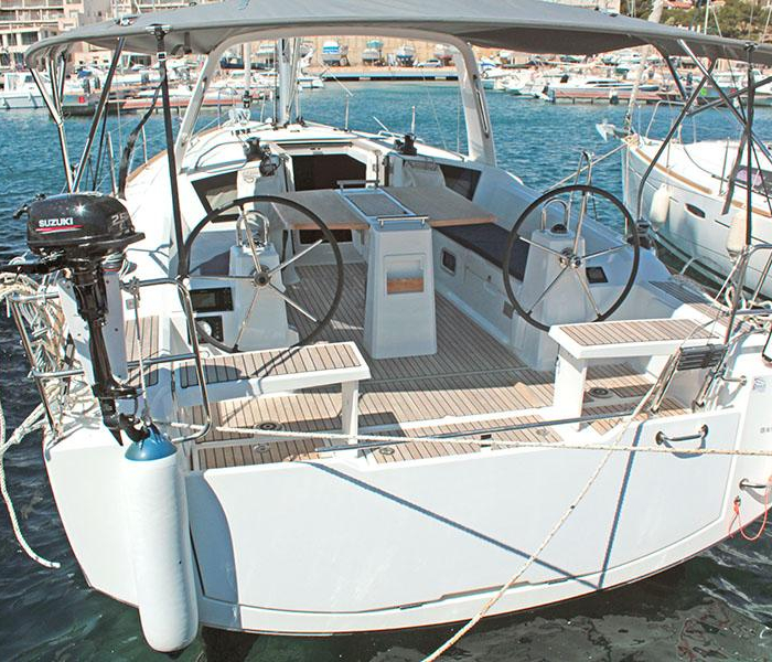 BOHEMIAN RHAPSODY | Oceanis 38.1 photo 4