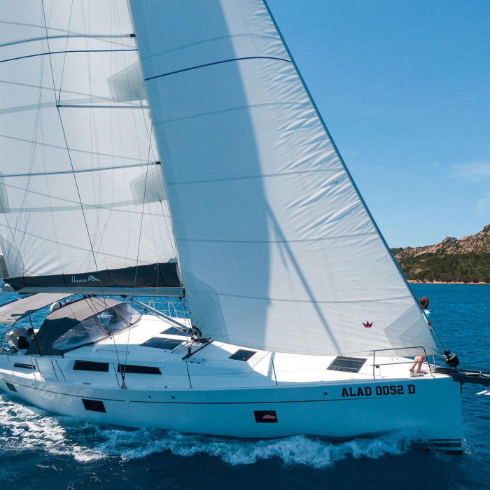 Atena - Water maker, Solar Panel | Hanse 508 photo 9