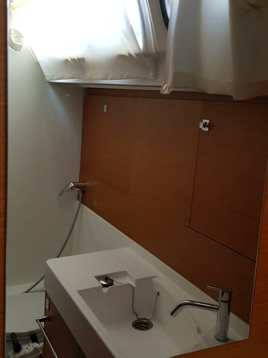 Pata | Sun Odyssey 519 photo 21