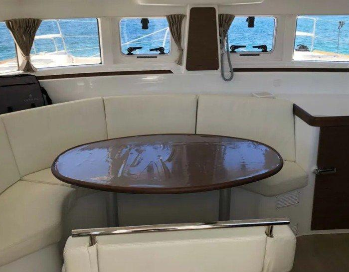 Butterfly | Lagoon 380 photo 10