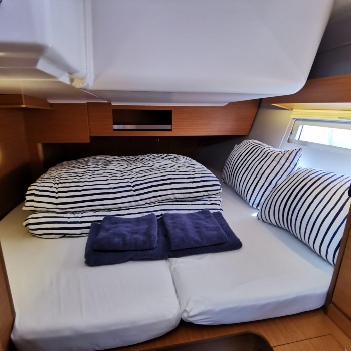 Antares | Dufour 390 Grand Large photo 38