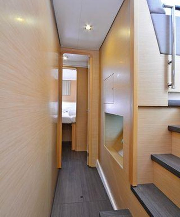 Callisto | Lagoon 400 S2 photo 26