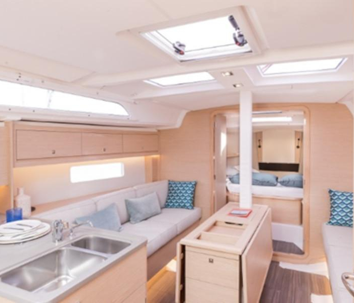 Momo | Dufour 37 photo 6