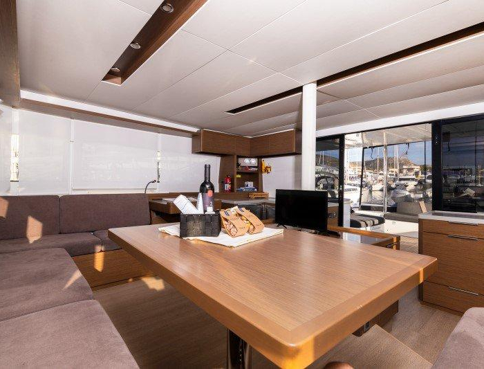 Zuzo I | Lagoon 50 photo 51