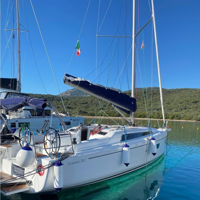 Angelica | Oceanis 34.1 photo 2