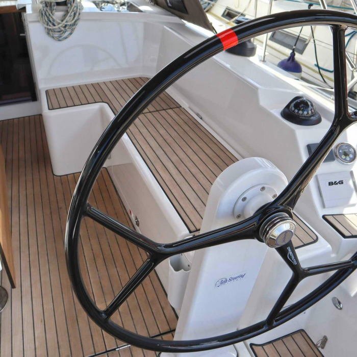 Prestige | Bavaria C42 photo 10
