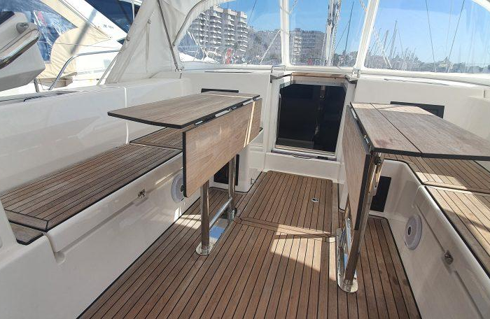 Whisper | Bavaria C45 photo 4