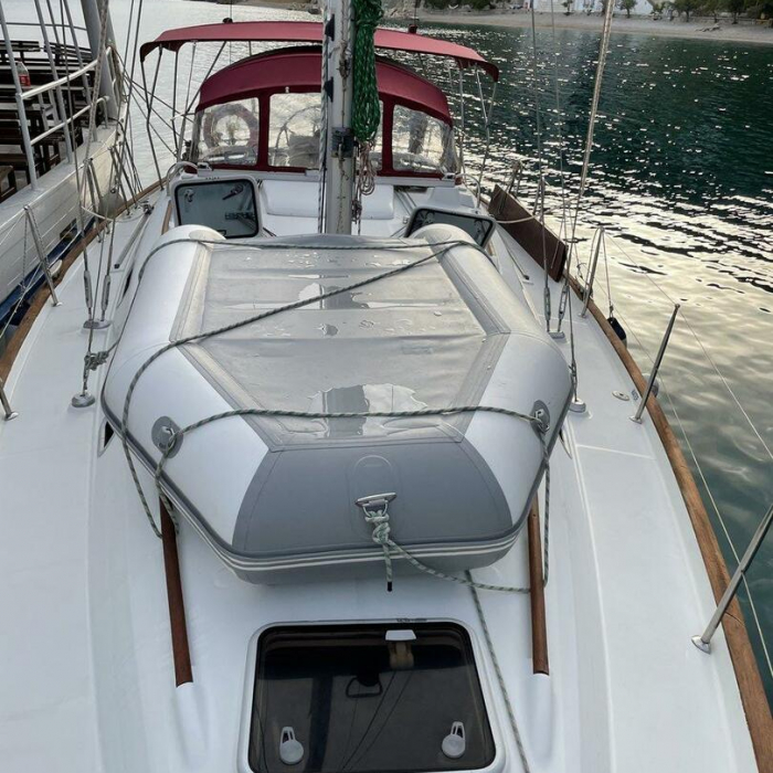 M&M | Oceanis 411 Celebration photo 2