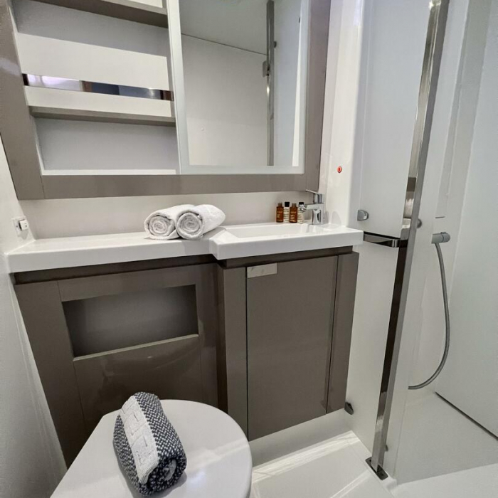 Sea Energy III | Fountaine Pajot Elba 45 photo 19