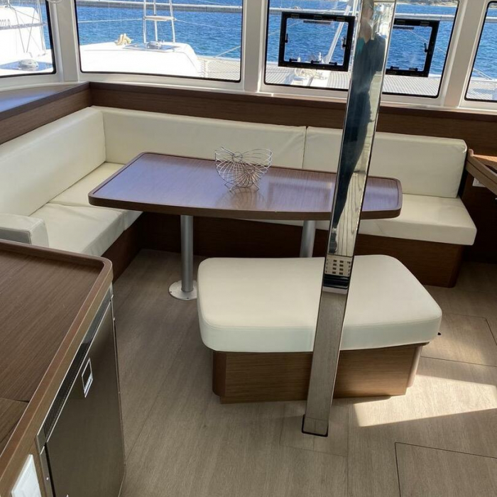 Proxima Centauri | Lagoon 42 photo 4