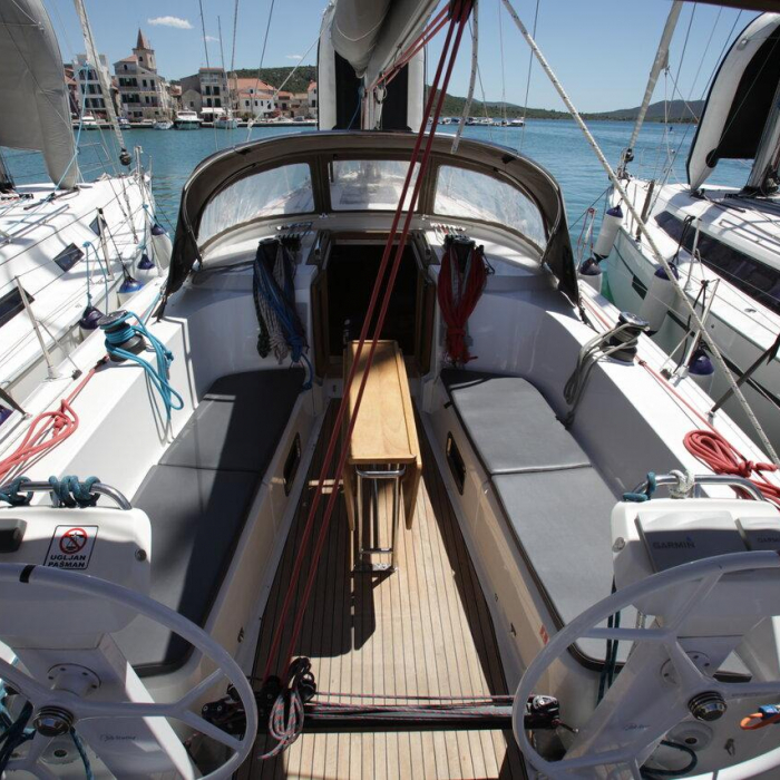 Blackstar | Bavaria Cruiser 41S Performance photo 23