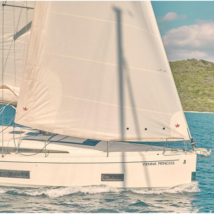 Vienna Princess | Oceanis 46.1 photo 12