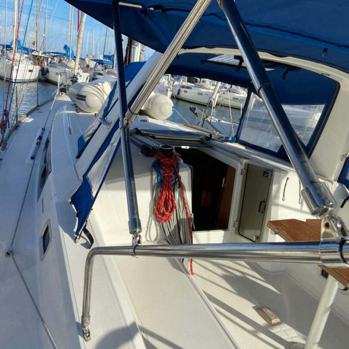Caroline | Oceanis 38 photo 4