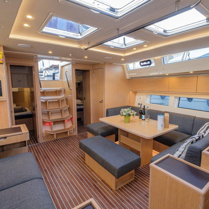 Ghost | Bavaria C57 photo 17