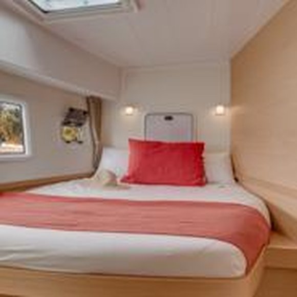 BONA NOVA | Lagoon 420 photo 12