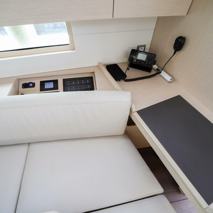 Eirene - Standard line | Oceanis 46.1 photo 13
