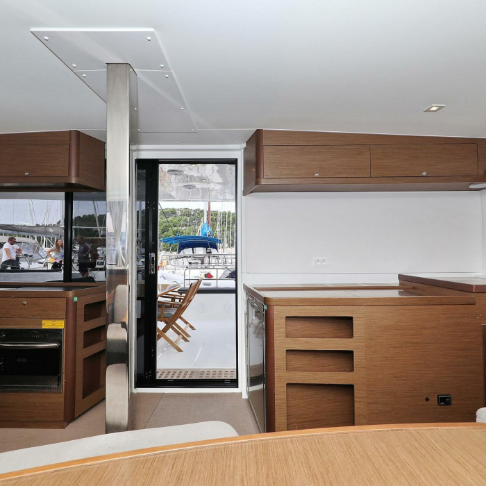 Best Friends I | Lagoon 42 photo 43