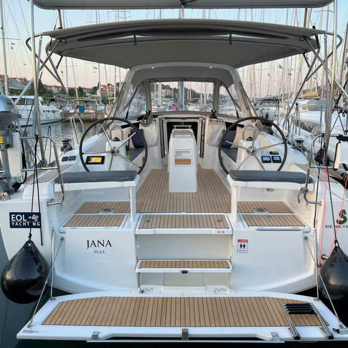 Jana | Oceanis 38.1 photo 1