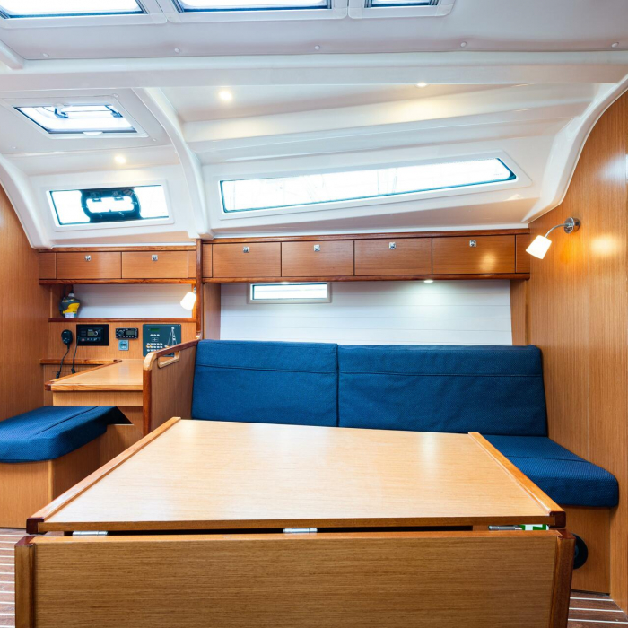 Jack Of London | Bavaria 37 photo 21