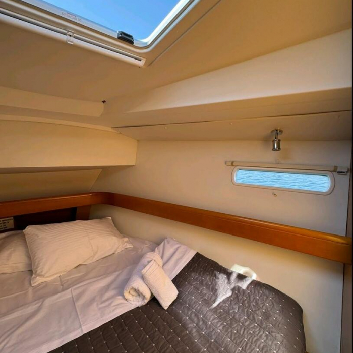 Freya | Sun Odyssey 42DS photo 8